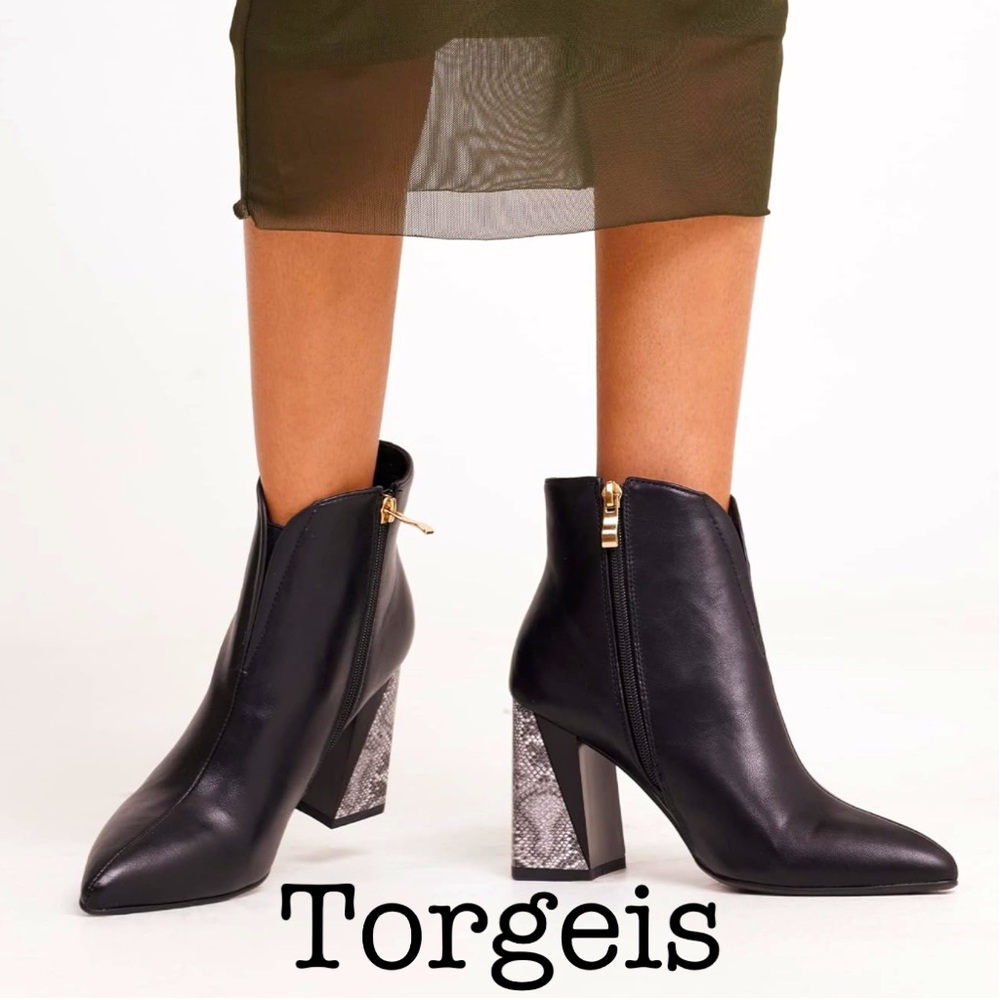 New Torgeis Lailah Black Ankle Booties Size 9